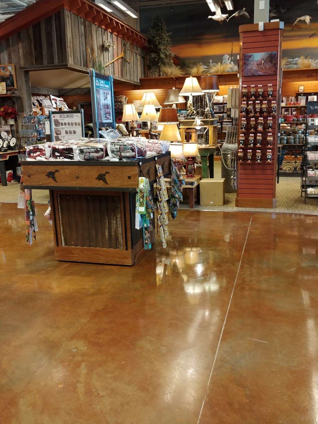 Bass Pro Shops Tracker Boat Center | 5000 Katy Mills Cir Suite 415, Katy, TX 77494, USA | Phone: (281) 644-2180