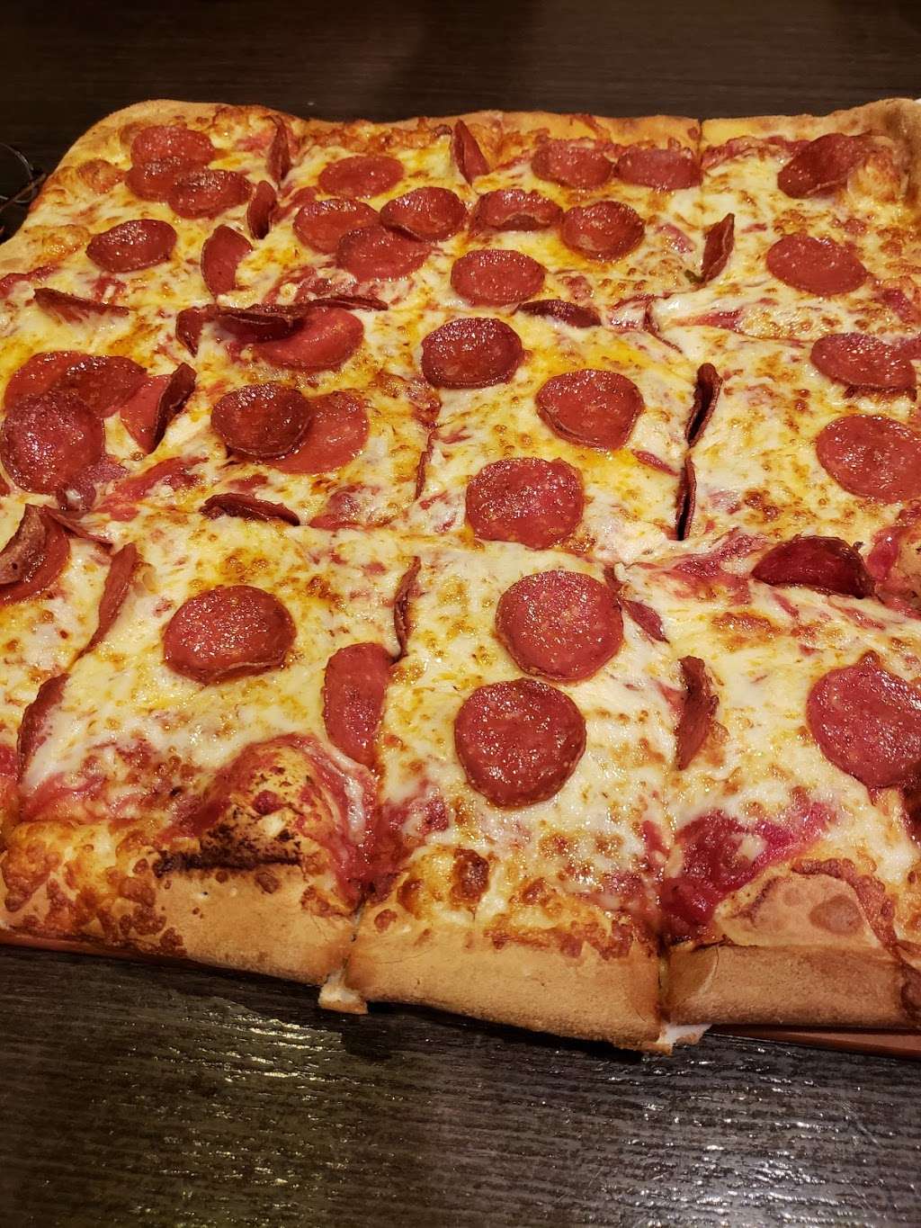 Pats Pizzeria | 1961 Pulaski Hwy, Edgewood, MD 21040, USA | Phone: (410) 676-6888