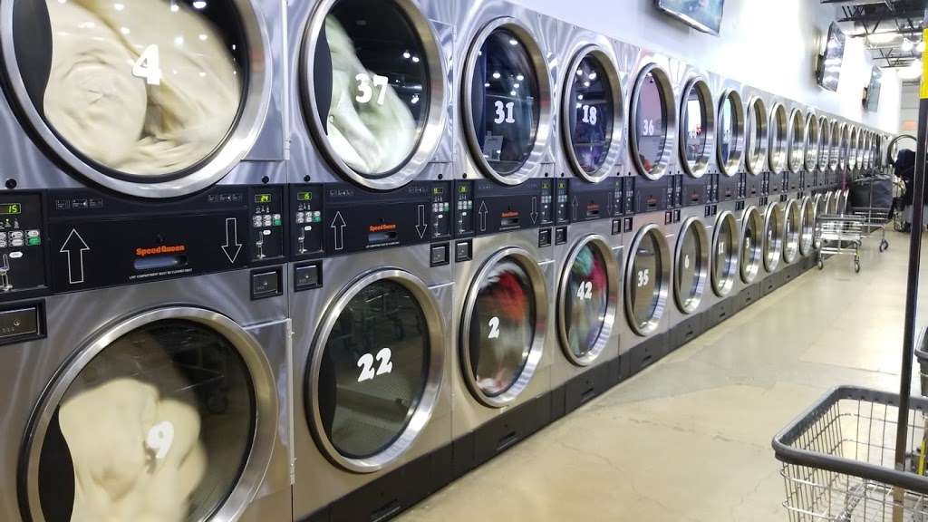 Jump Laundry 2 - Coin Laundromat 46260 46268 | 1343 W 86th St, Indianapolis, IN 46260 | Phone: (317) 389-5512