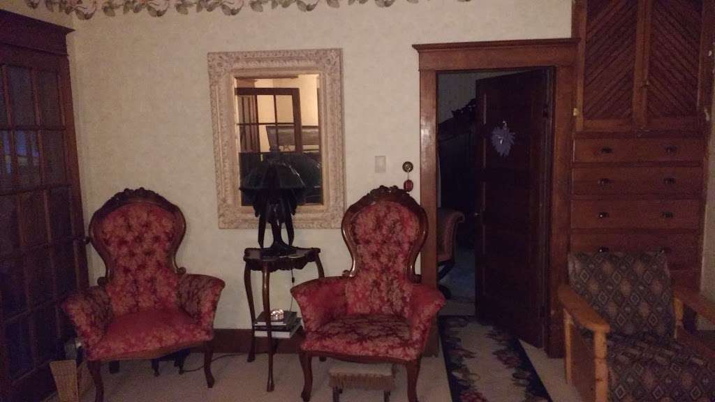 Gilded Pine Meadows Bed and Breakfast | 861 Big Horn Dr, Estes Park, CO 80517, USA | Phone: (970) 586-2124