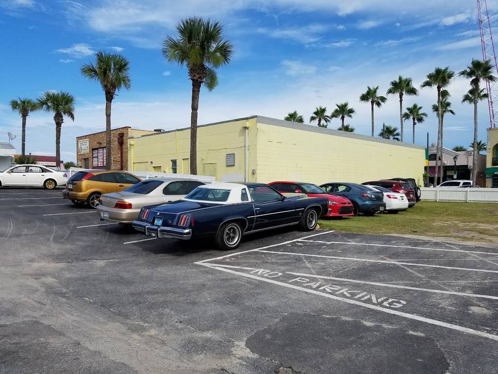 Pier and Boardwalk Parking | 41 N Ocean Ave, Daytona Beach, FL 32118, USA