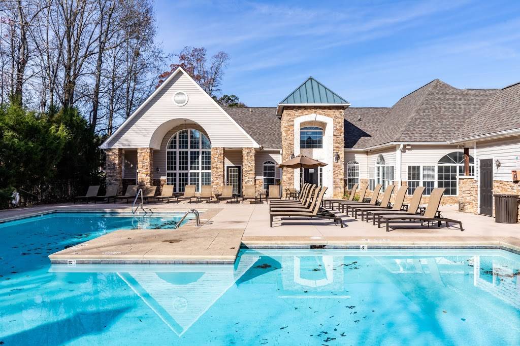 Barrington Place Apartments | 2410 Allerton Way, Charlotte, NC 28213, USA | Phone: (704) 900-2588