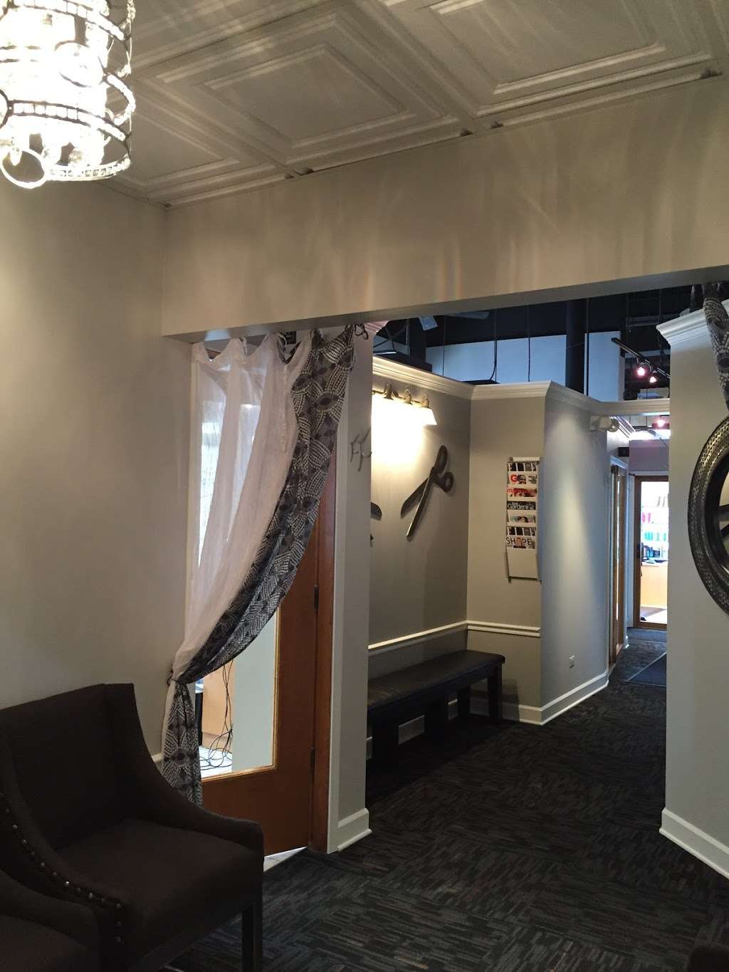 Salon Galleria | 2035 S Washington St #171, Naperville, IL 60565, USA | Phone: (630) 717-5640