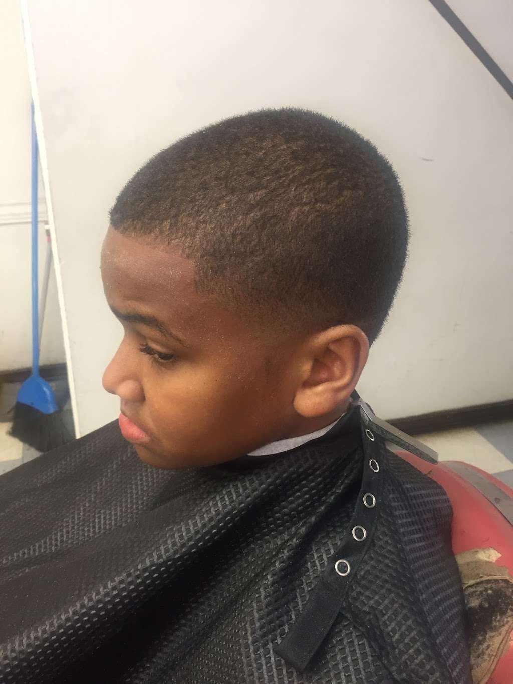 Rods Barber Shop | 2549, 2433 E Monument St, Baltimore, MD 21205, USA | Phone: (443) 939-8014