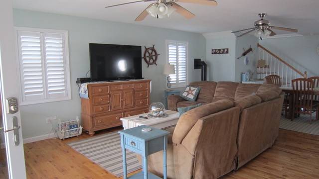 The Beach House, Vacation Home Rental, Hampton Beach NH 03842 | 52 Kings Hwy, Hampton, NH 03842, USA | Phone: (413) 531-3842