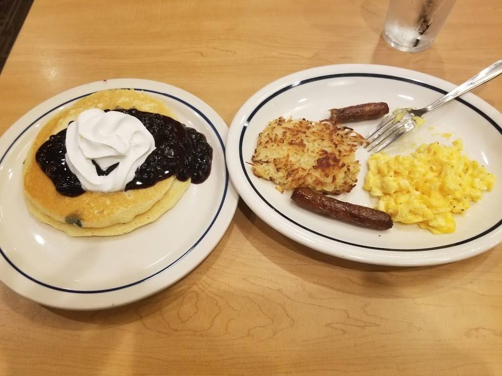 IHOP | 6200 College Dr, Suffolk, VA 23435, USA | Phone: (757) 967-0777