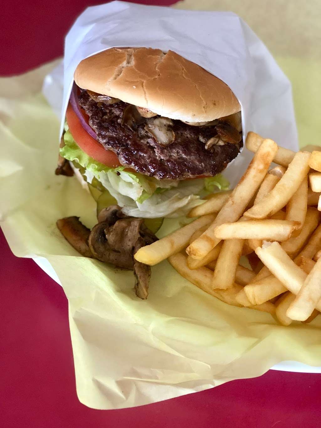 Giant Burger | 750 Doolittle Dr, San Leandro, CA 94577, USA | Phone: (510) 635-6611