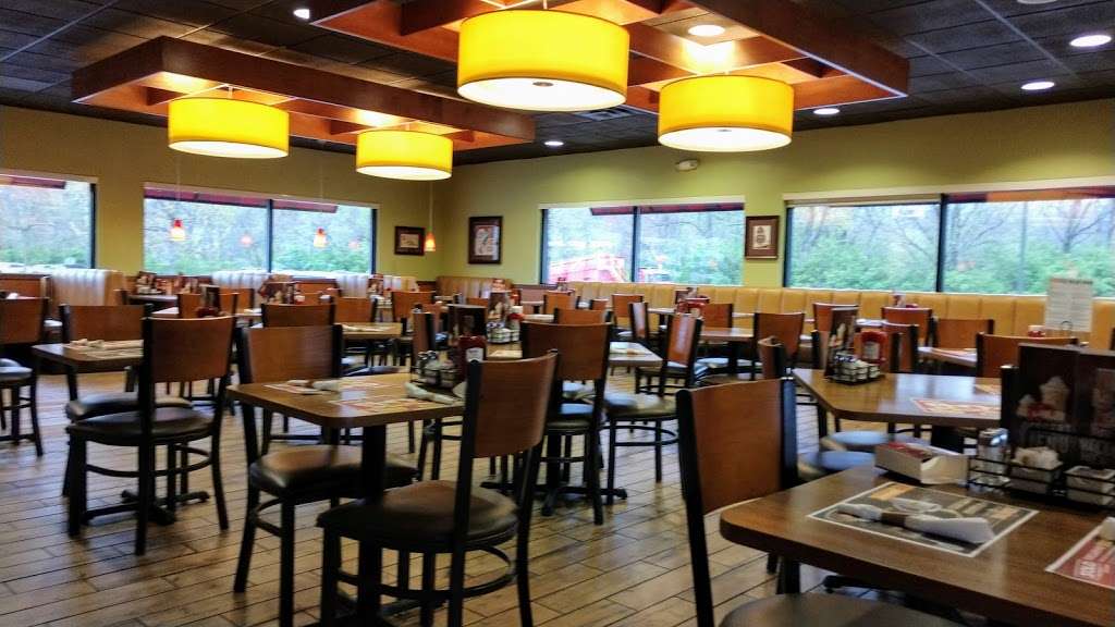 Dennys | 6302 Ritchie Hwy, Glen Burnie, MD 21061 | Phone: (410) 636-7827