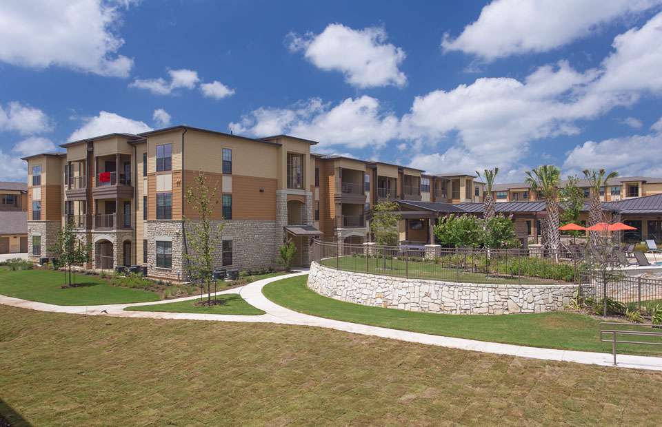 Dalian Monterrey Village Apartments | 10102 Ingram Rd, San Antonio, TX 78245, USA | Phone: (210) 645-7005