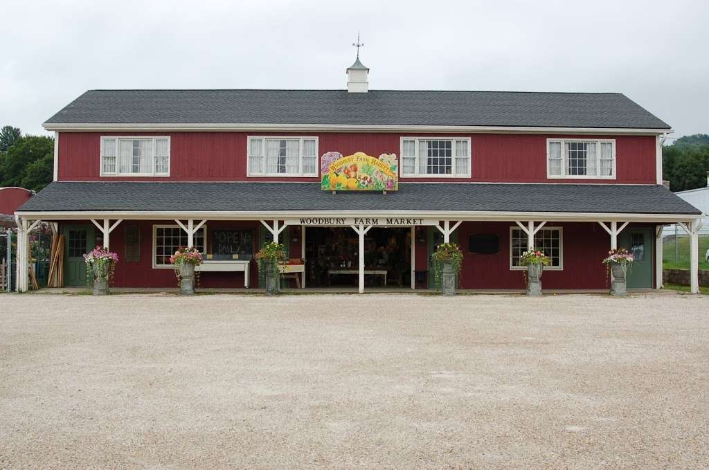 Woodbury Farm Market | 717 Main St S, Woodbury, CT 06798, USA | Phone: (203) 263-2175