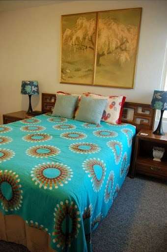 Retro Retreat | 18440 4th Ave, Sonoma, CA 95476 | Phone: (707) 933-8747