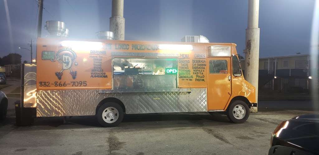 mi lindo Michoacan food truk | 8353 Winkler Dr, Houston, TX 77017, USA