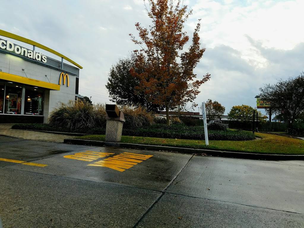 McDonalds | 801 S Vaughn Dr, Brusly, LA 70719, USA | Phone: (225) 749-7112