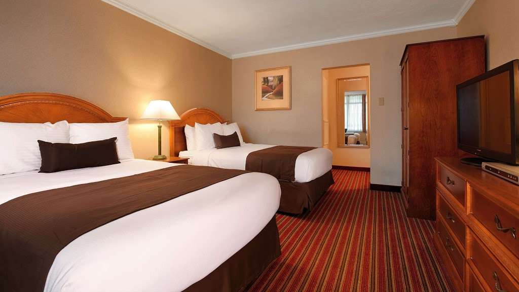 SureStay Plus Hotel by Best Western Brandywine Valley | 1807 Concord Pike Rte. 202, Wilmington, DE 19803, USA | Phone: (302) 656-9436