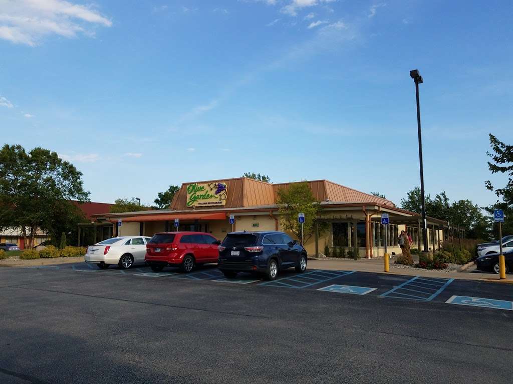 Olive Garden Italian Restaurant | 4151 South St, Lafayette, IN 47905, USA | Phone: (765) 447-0074