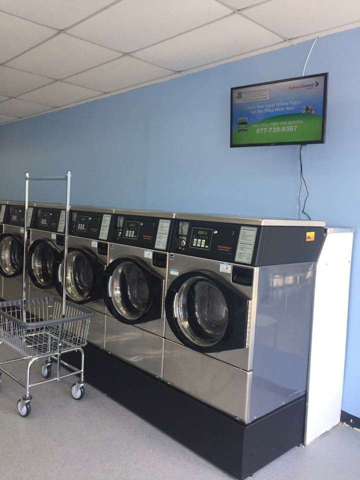 Kens Laundromat | 8829 E W.T. Harris Blvd Suit 119, Charlotte, NC 28227, USA | Phone: (980) 422-6431