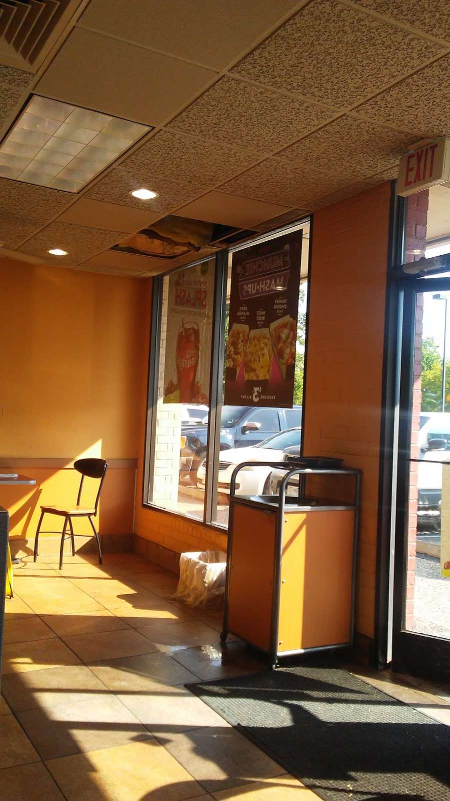 Jack in the Box | 251 Greens Rd, Houston, TX 77060, USA | Phone: (281) 876-2714