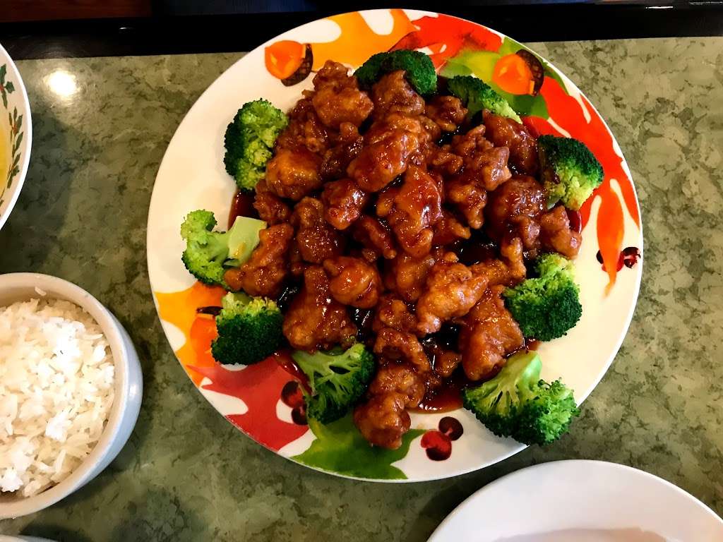 Forbidden City Chinese Restaurant | 3147 Cape Horn Rd, Red Lion, PA 17356, USA | Phone: (717) 246-0886