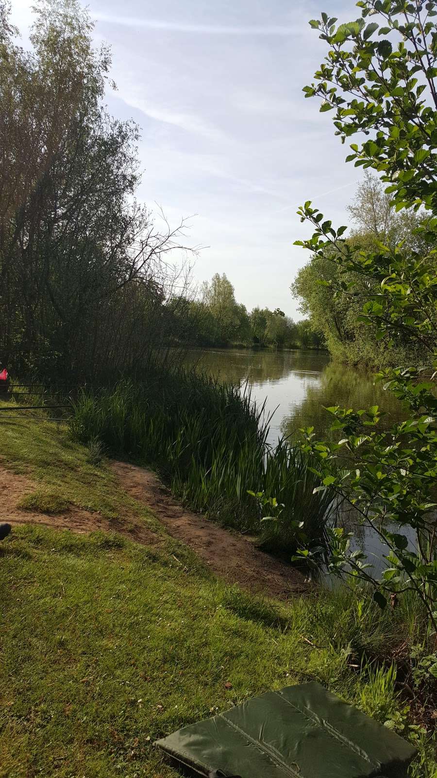 Birds Green Fishing Lakes | Birds Green, Ongar CM5 0FL, UK | Phone: 07847 753699