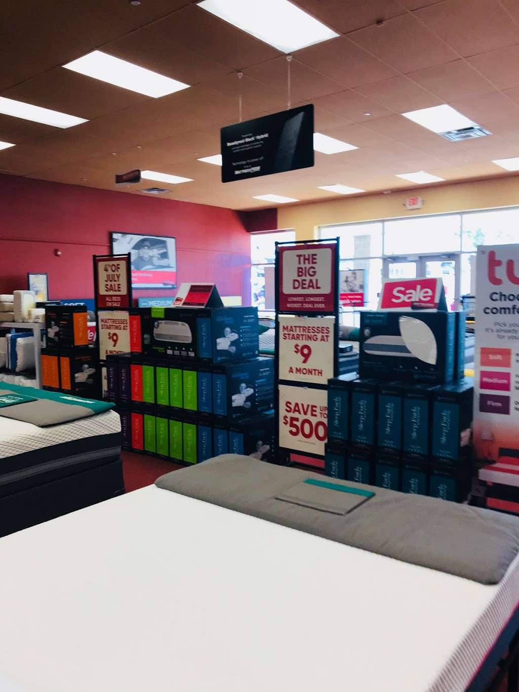 Mattress Firm Roxborough-Manayunk | 7100 Ridge Ave, Philadelphia, PA 19128 | Phone: (215) 509-1028