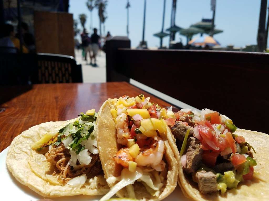 The Venice Beach Bar | 323 Ocean Front Walk, Venice, CA 90291 | Phone: (310) 392-3997