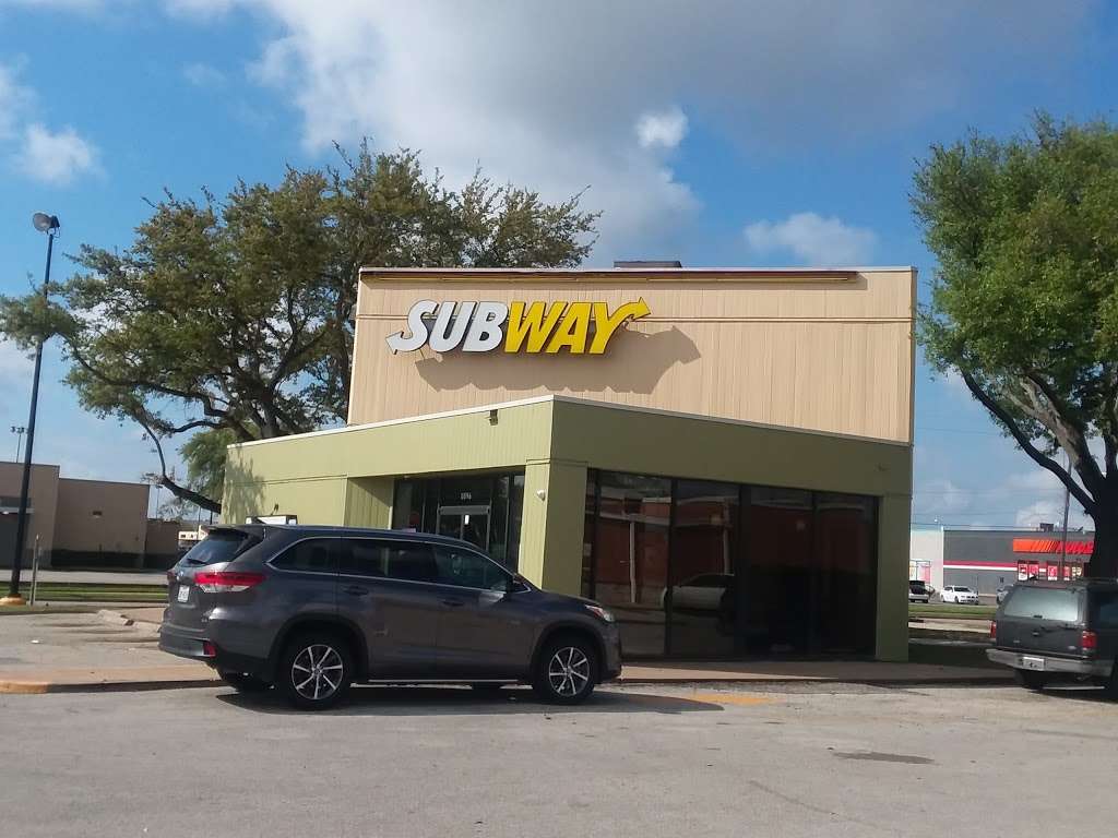 Subway Restaurants | 11096 Fondren Rd, Houston, TX 77096, USA | Phone: (713) 270-4479