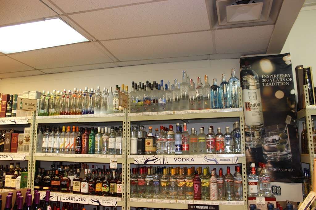 Signature Fine Wines and Liquors | 366 Dogwood Ave, Franklin Square, NY 11010 | Phone: (516) 427-5610