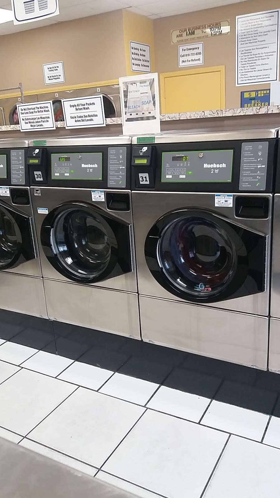 Northridge Coin Laundry | 18912 Roscoe Blvd, Northridge, CA 91324, USA | Phone: (818) 772-8285