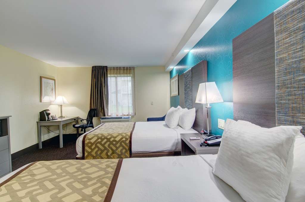 Baymont Inn & Suites Kingston Plymouth Bay | 149 Main St, Kingston, MA 02364, USA | Phone: (781) 422-8104