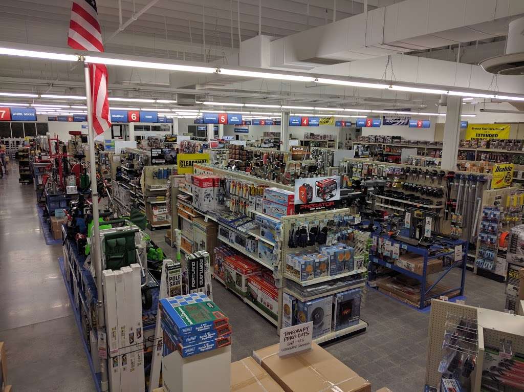 Harbor Freight Tools | 1131 Berryville Ave, Winchester, VA 22601 | Phone: (540) 667-2365