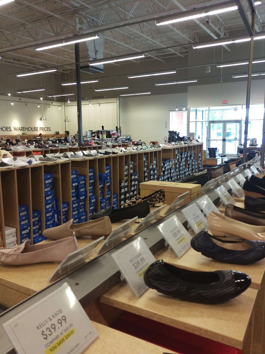 DSW Designer Shoe Warehouse | 2000 Clements Bridge Rd, Deptford Township, NJ 08096, USA | Phone: (856) 251-1703