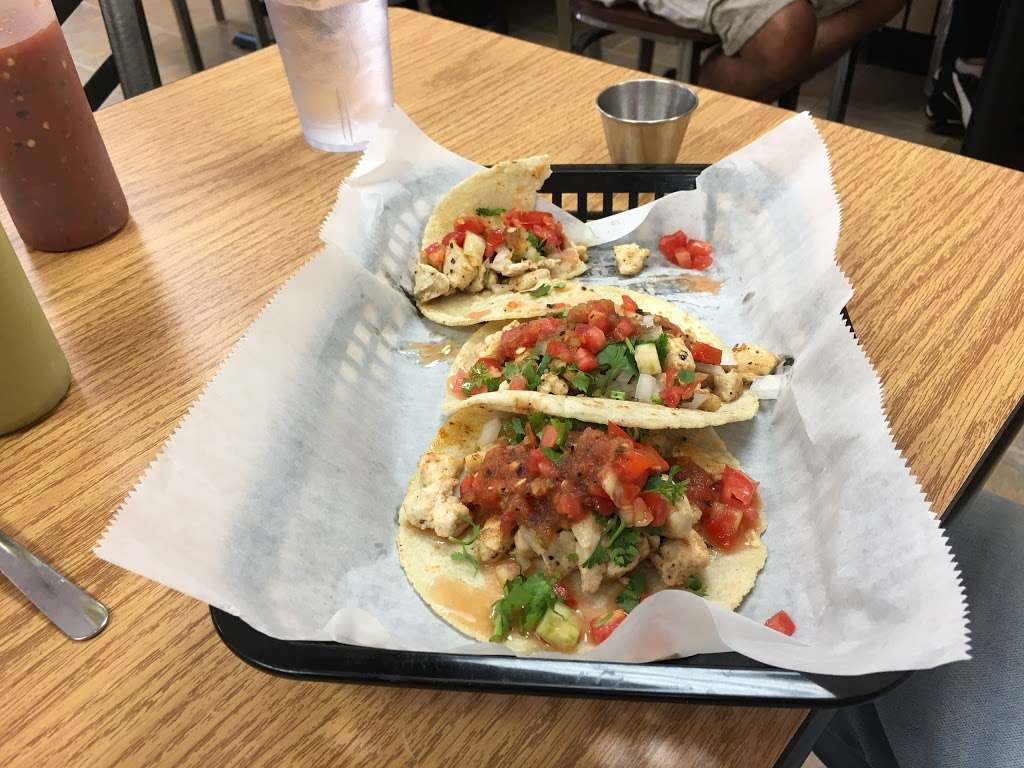 Red Salsa Tacos & More | 1440 Sawdust Rd, Spring, TX 77380, USA | Phone: (281) 465-9255