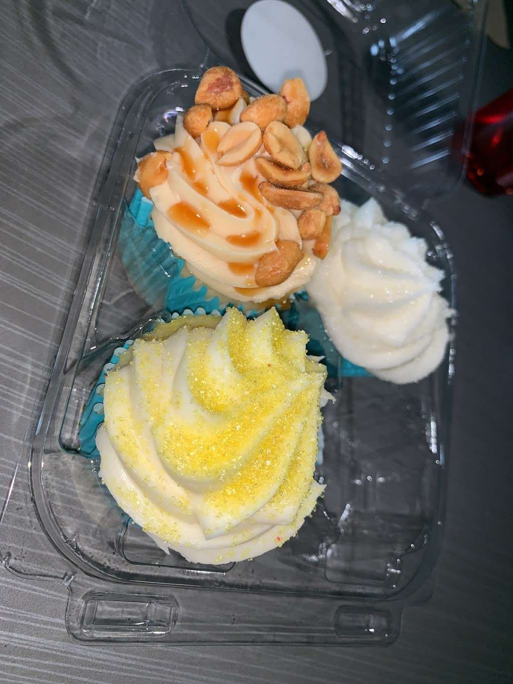 Cupcakes Unlimited | 3522 NE Vivion Rd, Kansas City, MO 64119, USA | Phone: (816) 210-9366