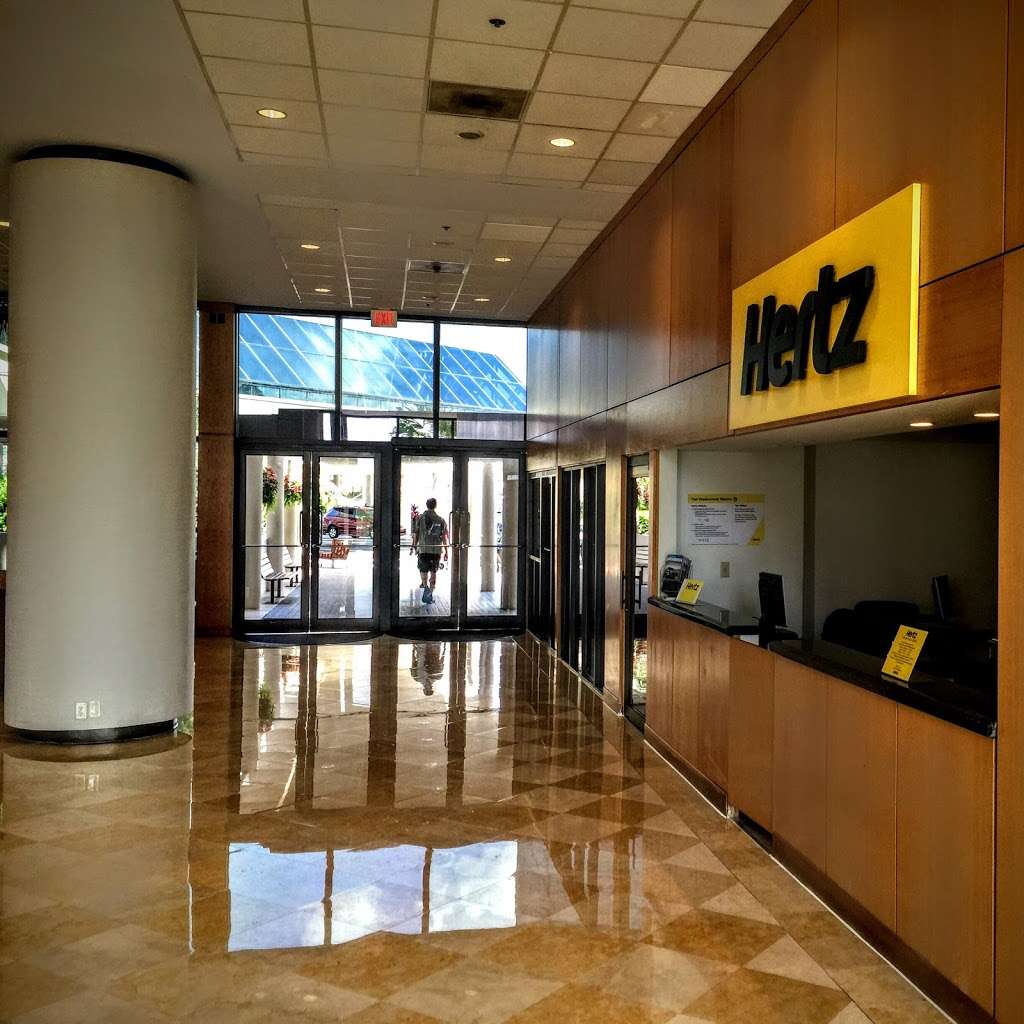 Hertz | 8701 World Center Dr, Orlando, FL 32821 | Phone: (407) 688-5242