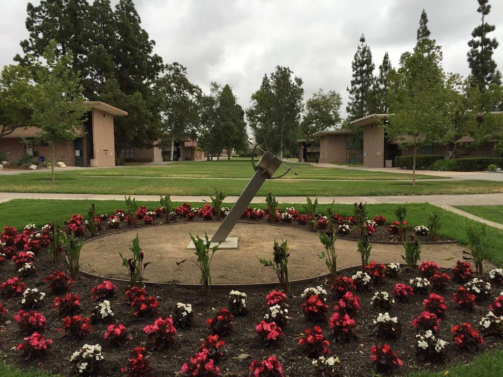 Harvey Mudd College | 301 Platt Blvd, Claremont, CA 91711, USA | Phone: (909) 621-8011