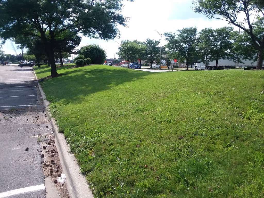Town & Country Park | Northlake, IL 60164, USA