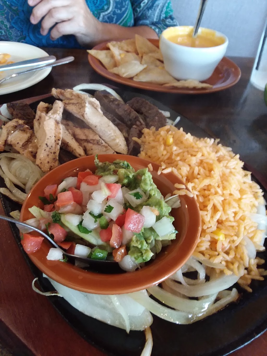 Mestizos Mexican Cafe | Ste. 900 9803, TX-242, Conroe, TX 77385 | Phone: (936) 273-1010