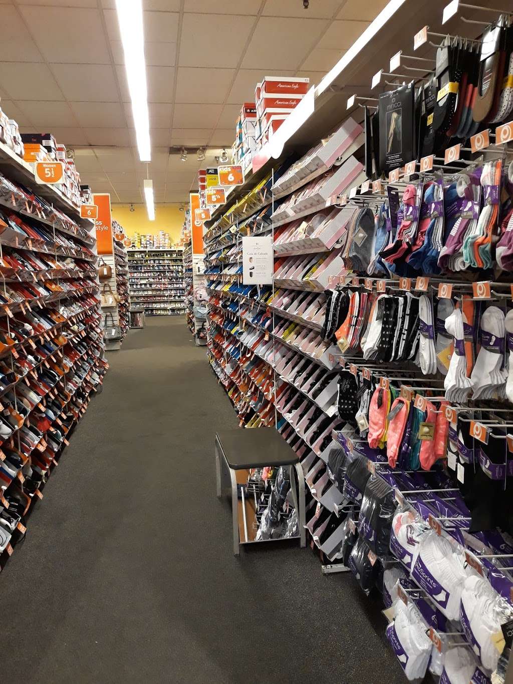 closest payless shoe store to my location