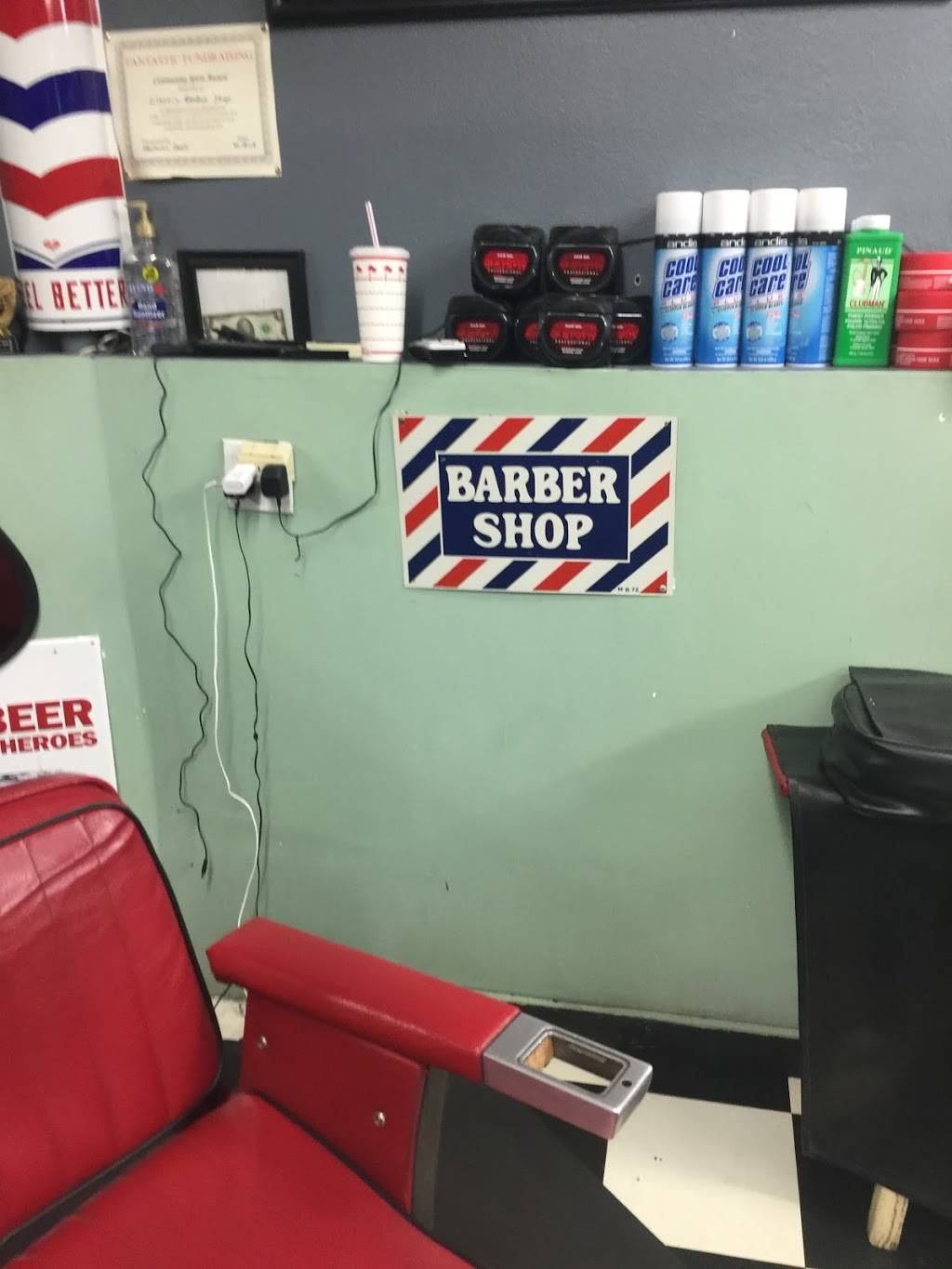 Classic Barber Shop | 8668 Limonite Ave, Jurupa Valley, CA 92509, USA | Phone: (951) 681-4658