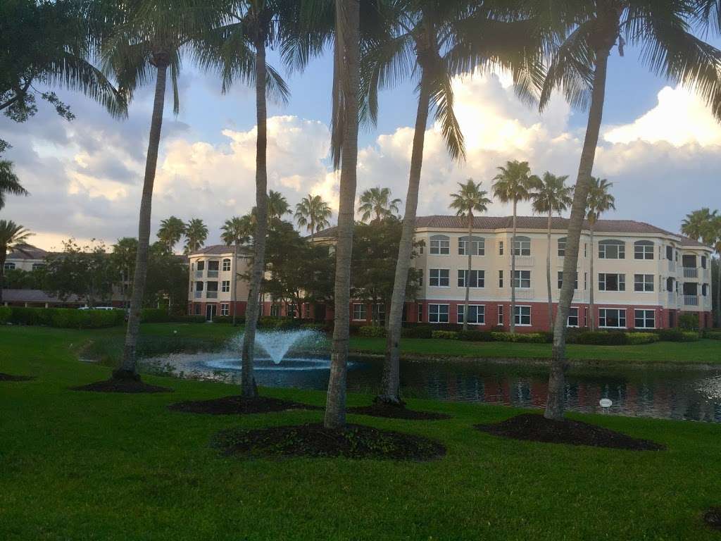 Devonshire Retirement Community at PGA National | 350 Devonshire Way, Palm Beach Gardens, FL 33418 | Phone: (561) 227-2401