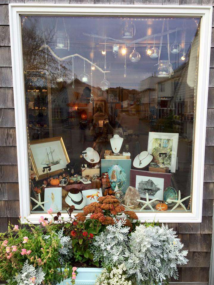 Earths Treasures | 46 Bearskin Neck, Rockport, MA 01966, USA