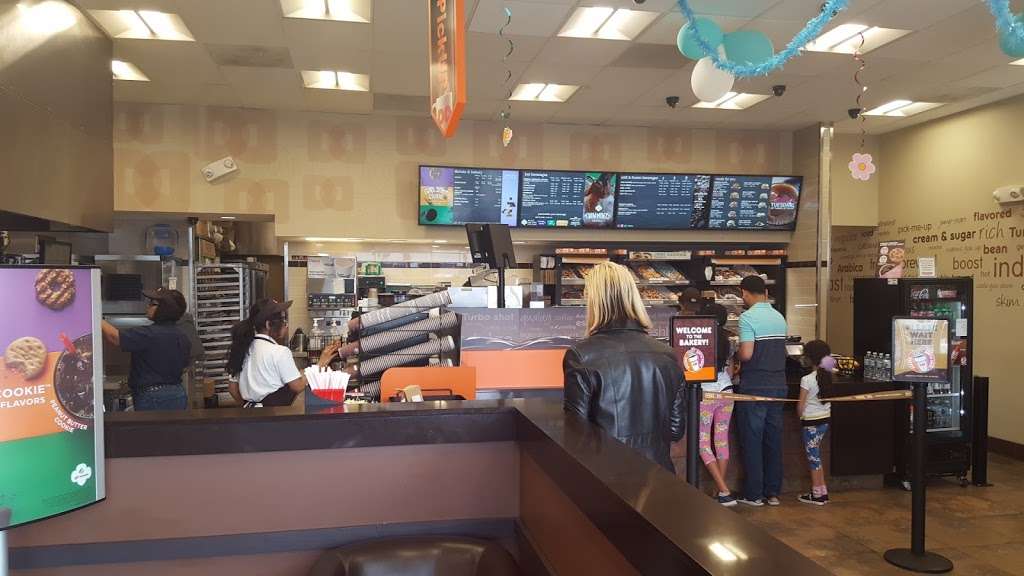 Dunkin Donuts | 24560 Dulles Landing Dr #110, Dulles, VA 20166, USA | Phone: (703) 722-2304