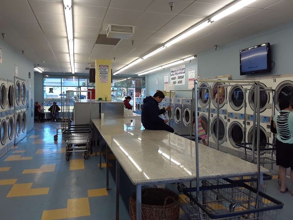 Coin Laundry | 648 Ventura St, Fillmore, CA 93015