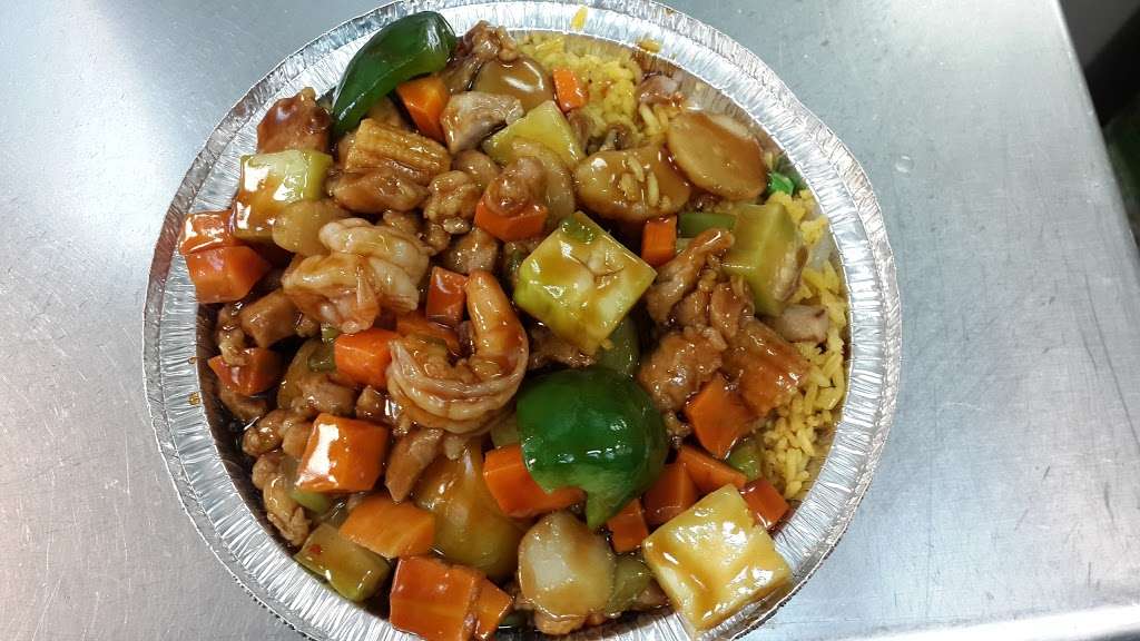 Uncle Chens Hot Wok | 1908 N Main St, Crown Point, IN 46307, USA | Phone: (219) 662-3828