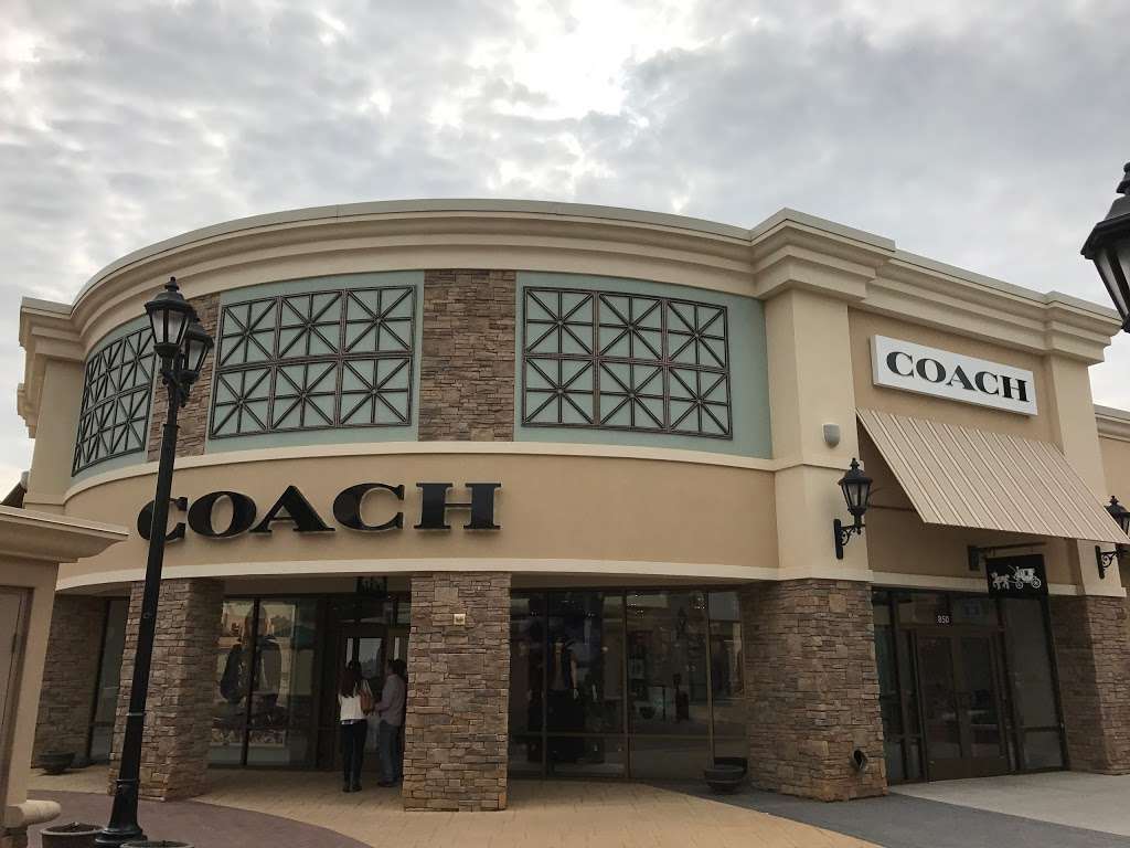 COACH CHARLOTTE | 5416 New Fashion Way #850, Charlotte, NC 28278, USA | Phone: (704) 588-6598