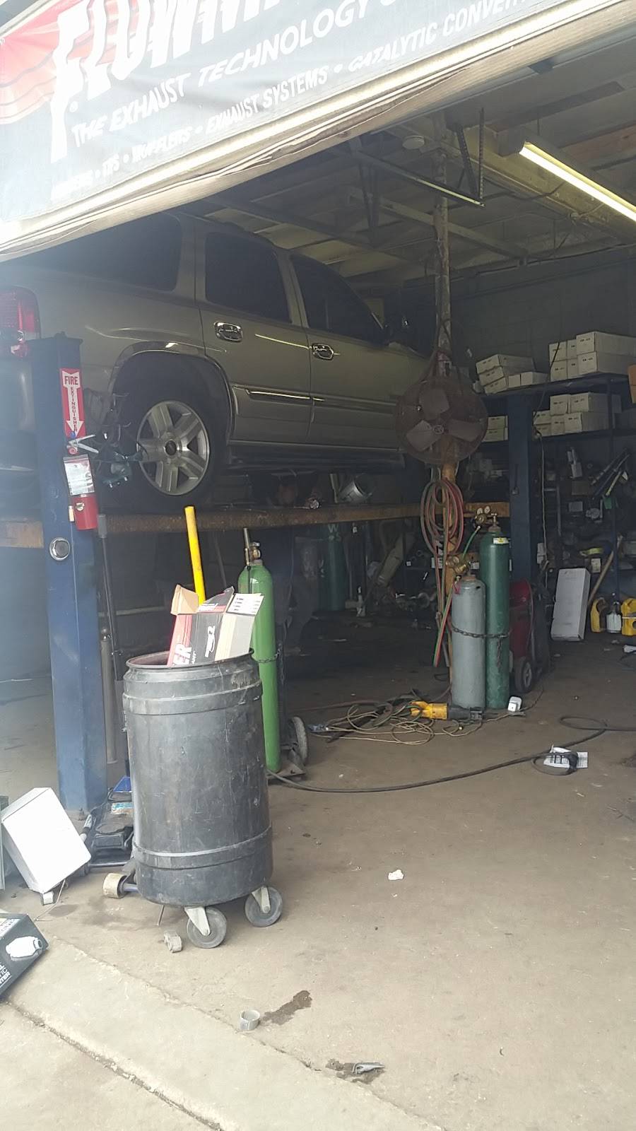 Xpress Mufflers & Brakes | 1463 W Berry St, Fort Worth, TX 76110, USA | Phone: (817) 207-0020