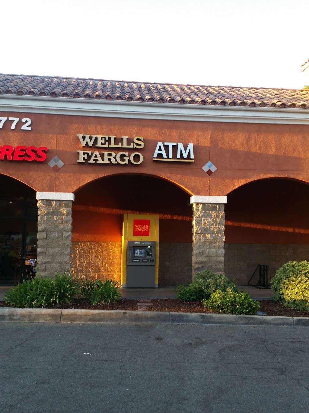 Wells Fargo ATM | 23744 San Fernando Rd, Santa Clarita, CA 91321 | Phone: (800) 869-3557