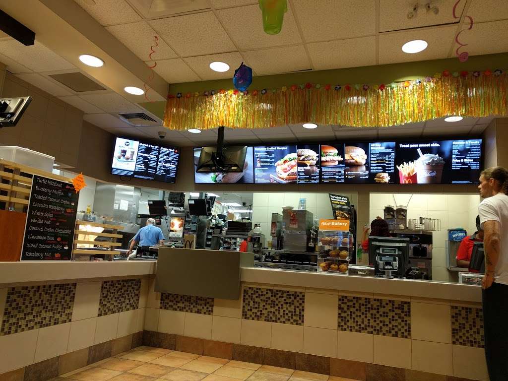 McDonalds | 1600 Providence Hwy, Norwood, MA 02062 | Phone: (781) 762-1275