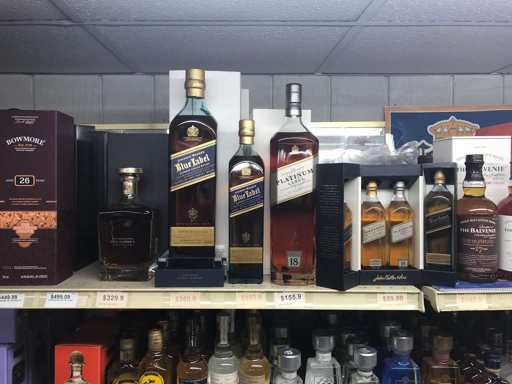 Vickys Discount Liquors | 6220 US-130, Pennsauken Township, NJ 08109, USA | Phone: (856) 665-1100