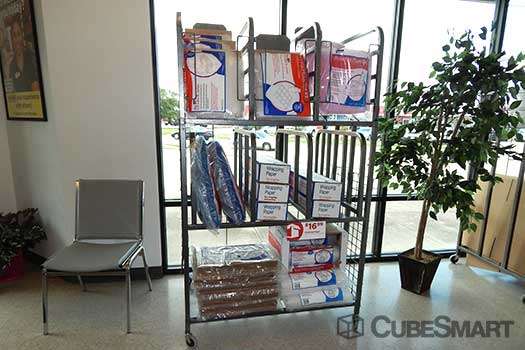 CubeSmart Self Storage | 11616 Beamer Rd, Houston, TX 77089, USA | Phone: (281) 464-7676
